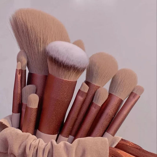 13-piece Makeup Brush Set.